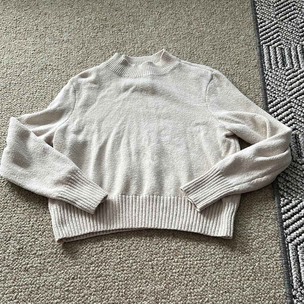 American Eagle Outfitters Cream Turtleneck Sweater